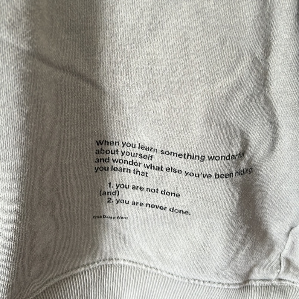 H&M sweater - Picture 2 of 3